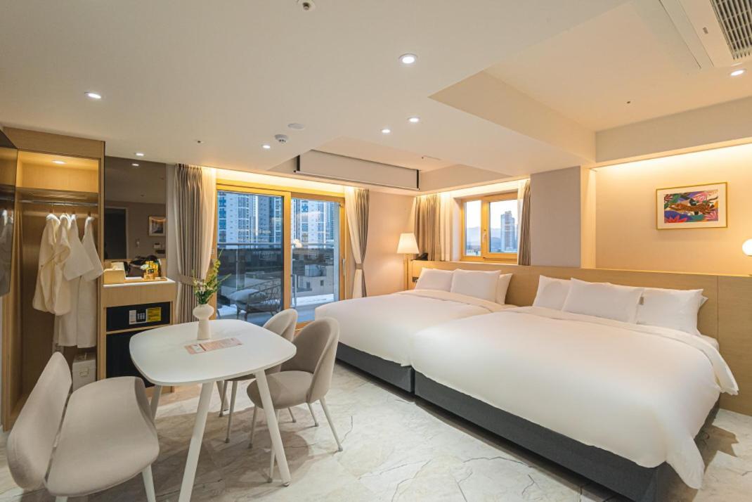 Asherah Villa D' Aqua Hotel Gimhae Ngoại thất bức ảnh