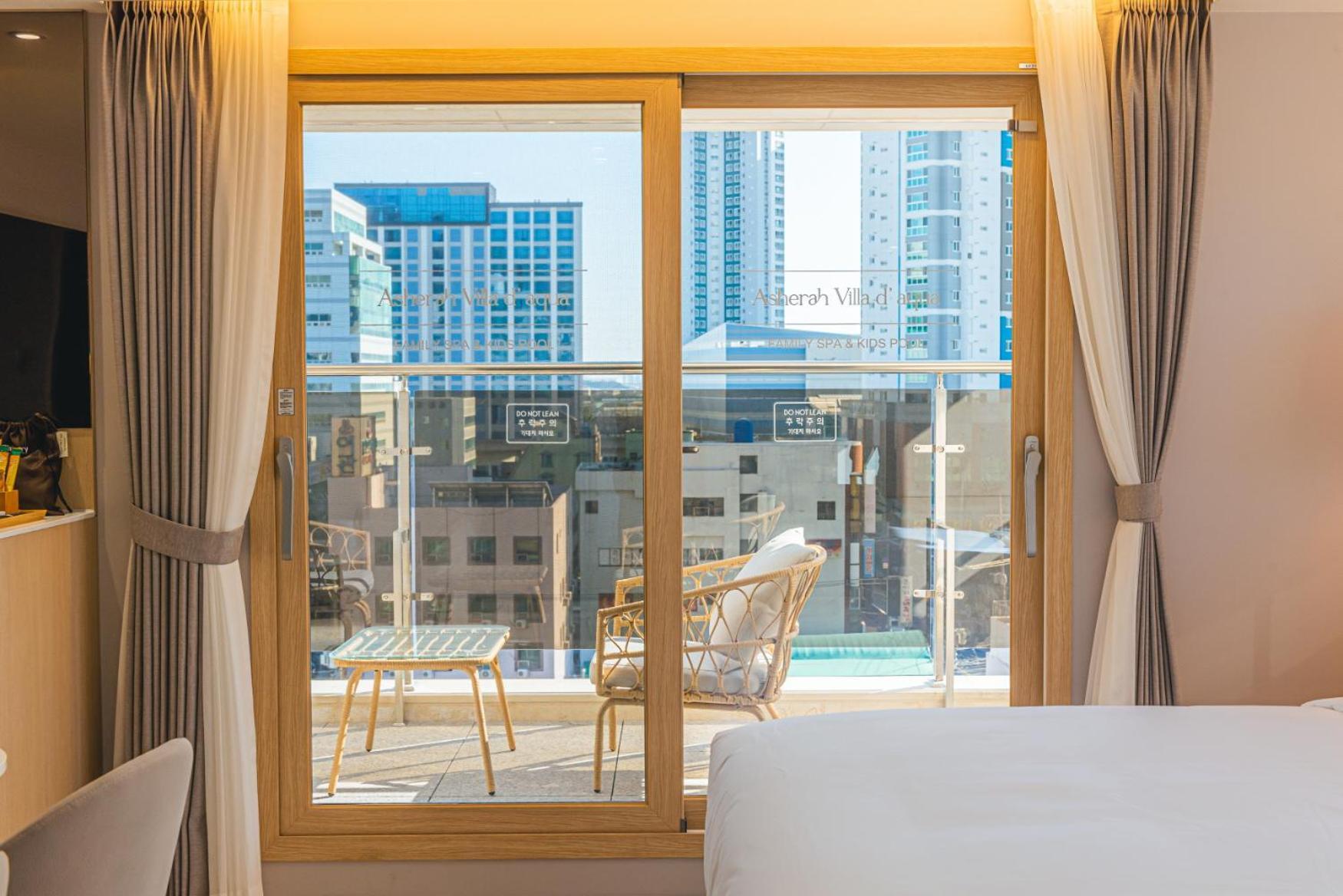 Asherah Villa D' Aqua Hotel Gimhae Ngoại thất bức ảnh