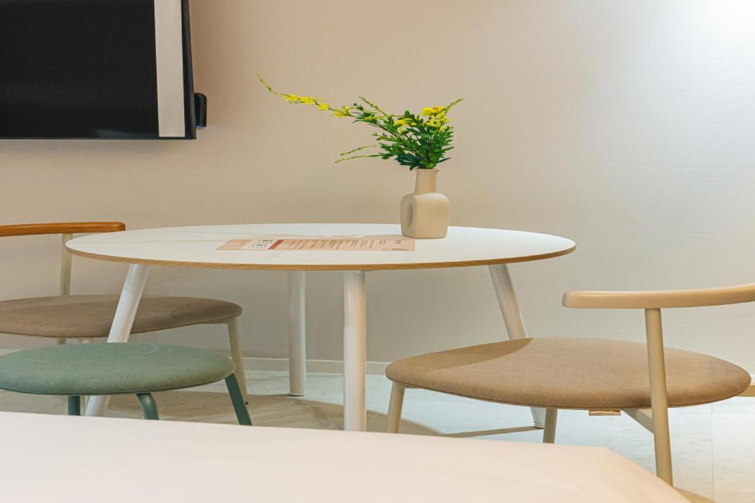 Asherah Villa D' Aqua Hotel Gimhae Ngoại thất bức ảnh