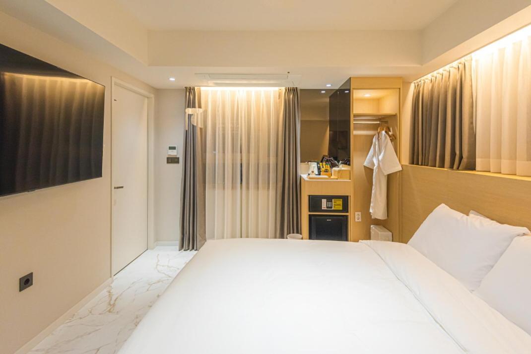Asherah Villa D' Aqua Hotel Gimhae Ngoại thất bức ảnh